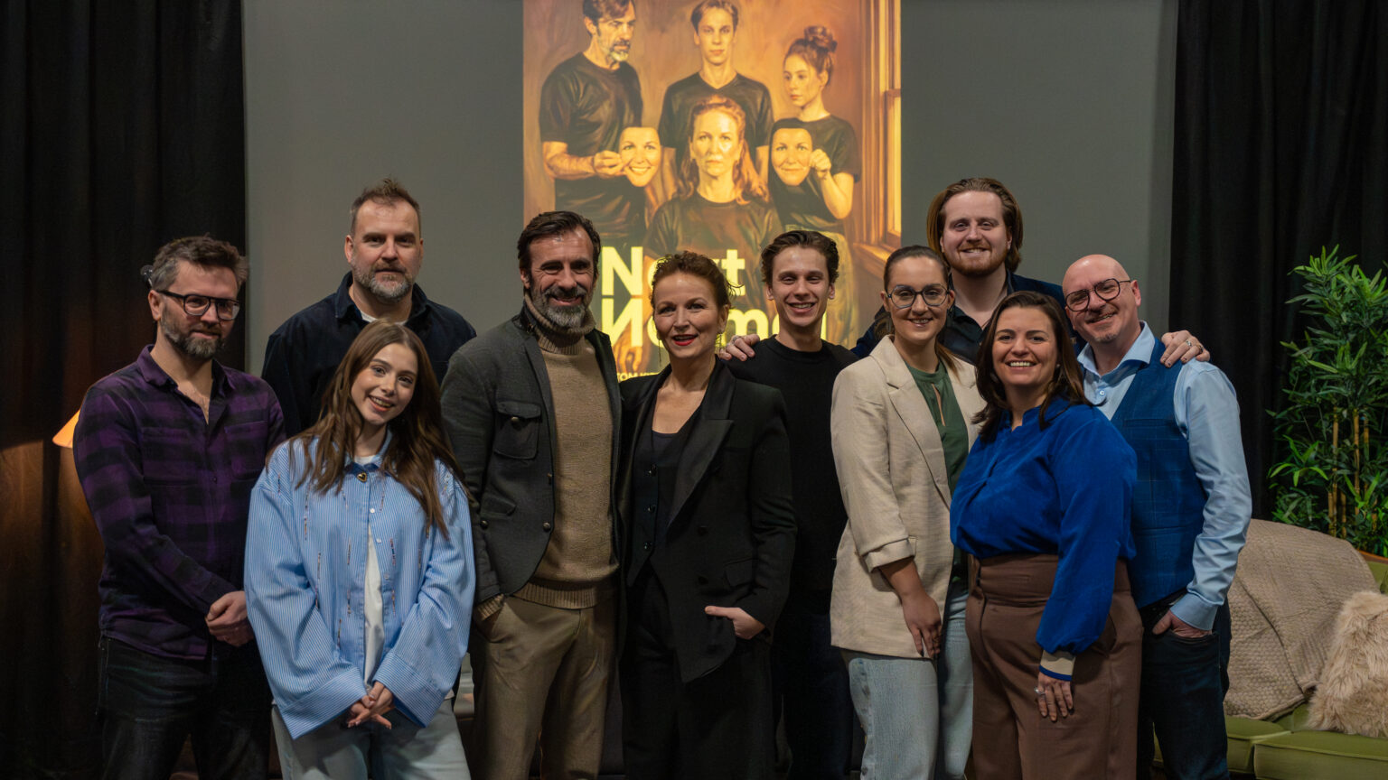 De cast en creatives van Next to Normal verzamelden vanochtend op de persconferentie - &copy; LDM / HoE