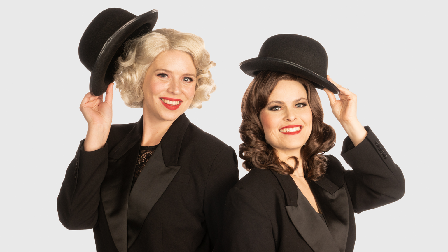 Julia Dupont en Romy Loosveldt kruipen in de huid van showgirls Roxie Hart en Velma Kelly - © L&J Theater